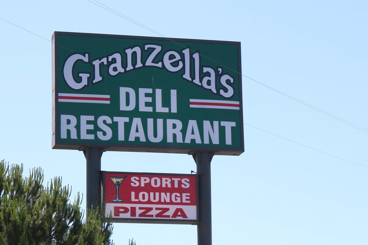 Granzella'S Inn Williams Ngoại thất bức ảnh